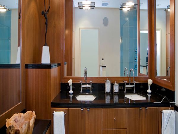 Luxury 4 Bedroom Miami Beach Vacation Rental - Water Front Villa with Pool & Spa