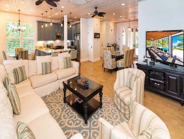 Ocean Front Grand Cayman Vacation Home Six Bedroom
