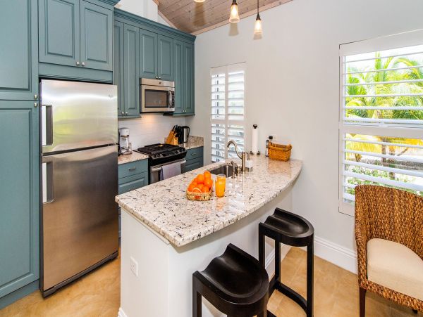 Ocean Front Grand Cayman Vacation Home Six Bedroom