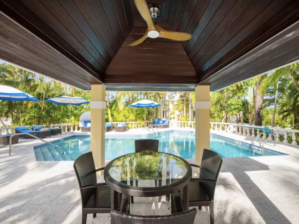 Cayman Island Beachfront Escape Villa Main House & Cottage (option)