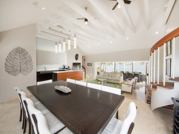 Cayman Island Beachfront Escape Villa Main House & Cottage (option)