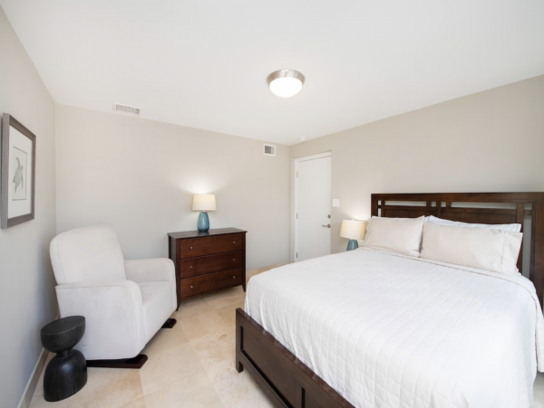 Cayman Island Beachfront Escape Villa Main House & Cottage (option)