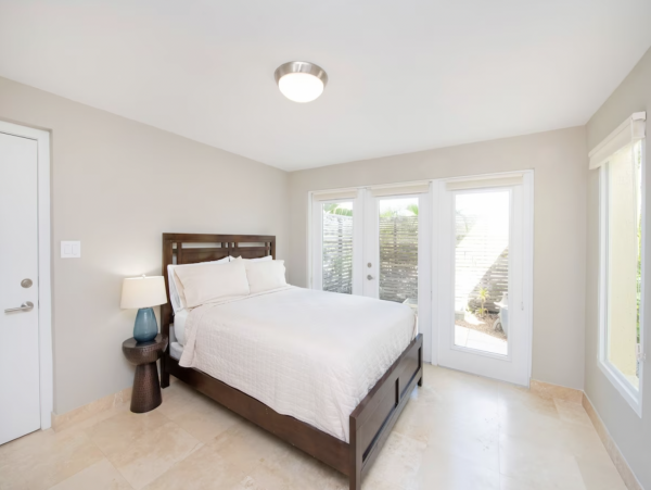 Cayman Island Beachfront Escape Villa Main House & Cottage (option)