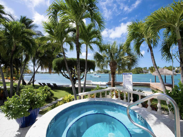 Cayman Island Beachfront Escape Villa Main House & Cottage (option)