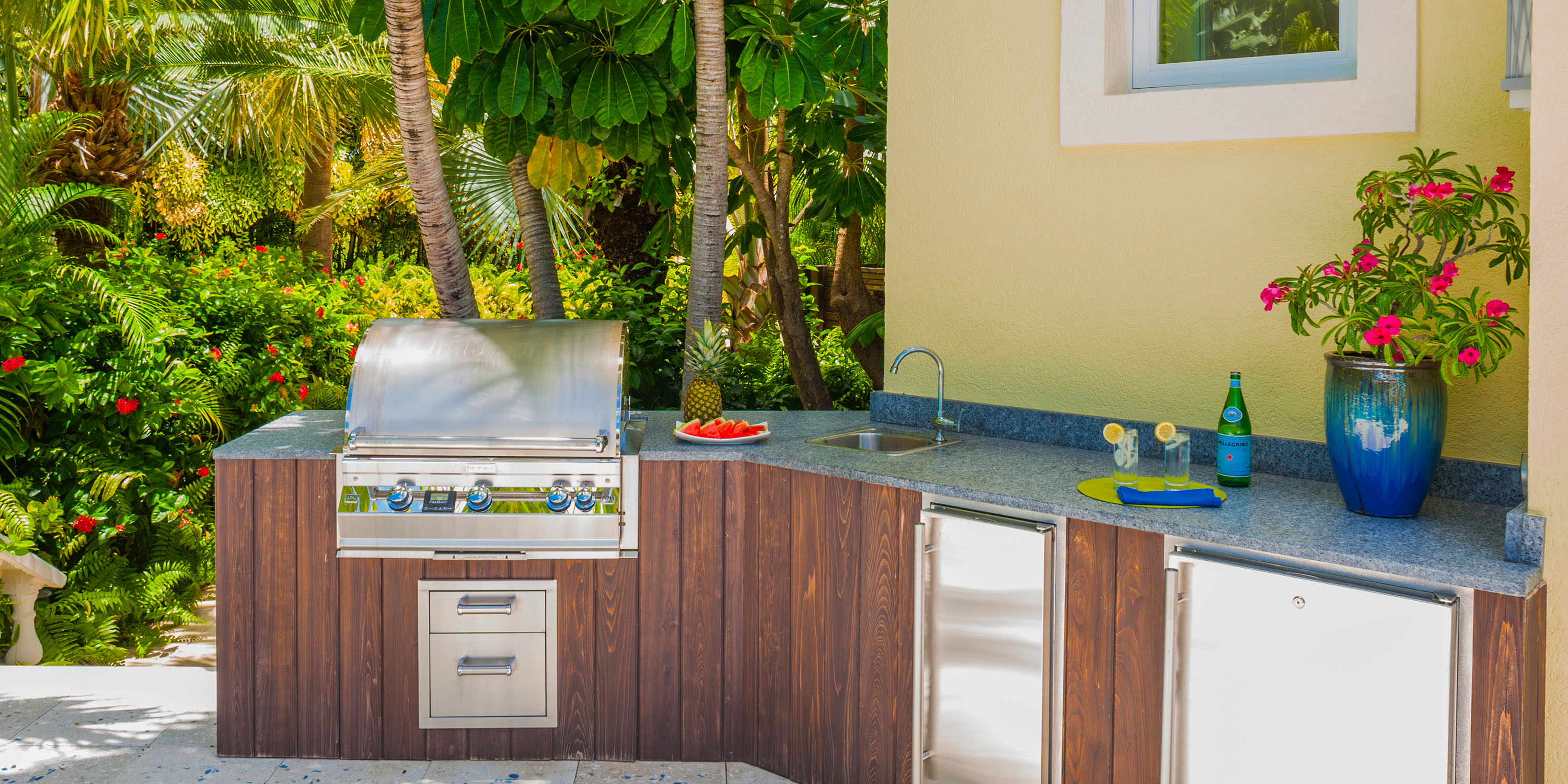 Cayman Island Beachfront Escape Villa Main House & Cottage (option)