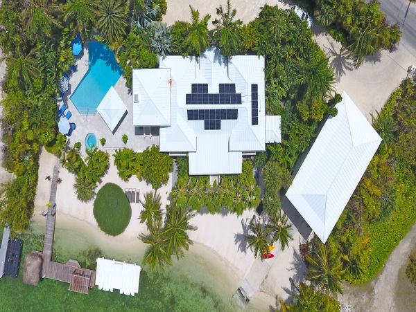 Cayman Island Beachfront Escape Villa Main House & Cottage (option)