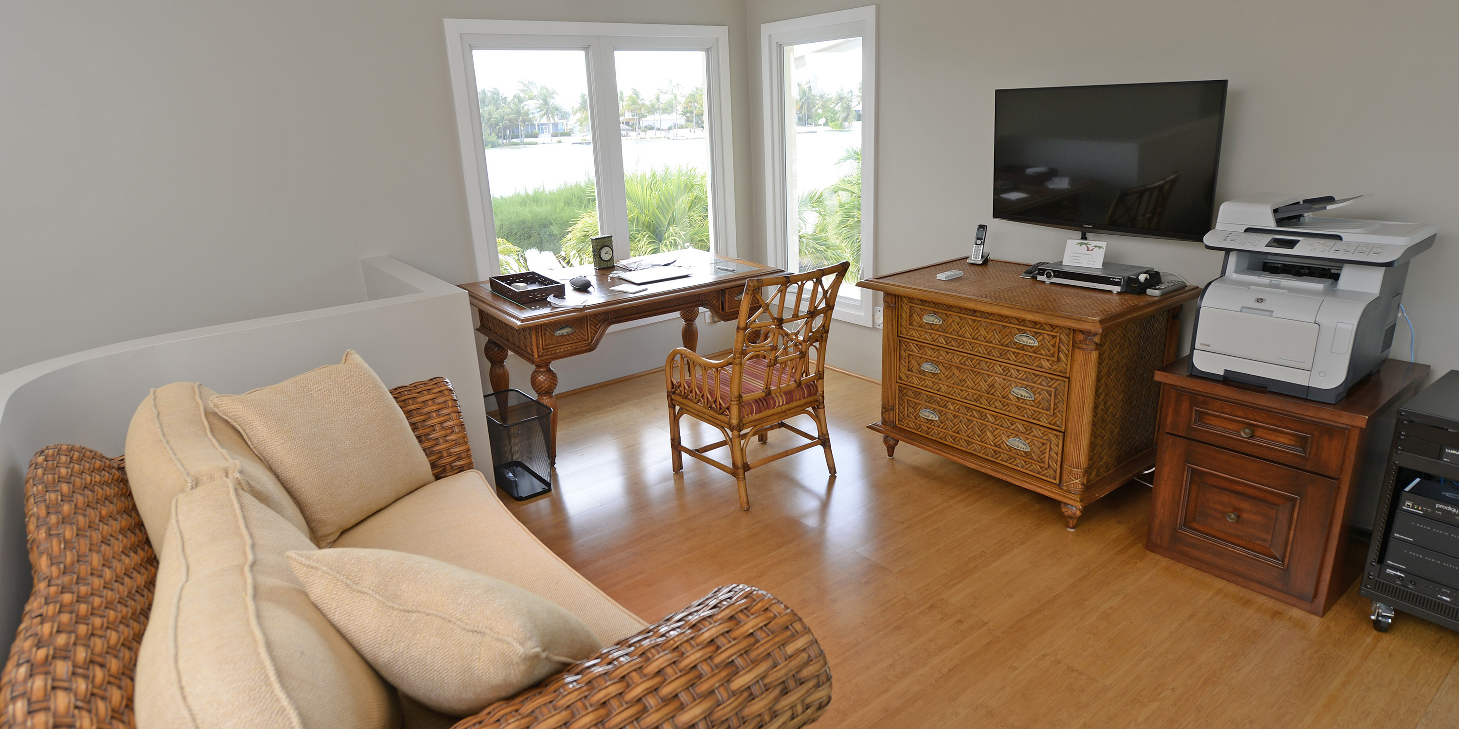 Cayman Island Beachfront Escape Villa Main House & Cottage (option)