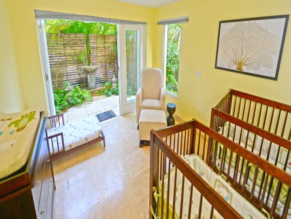 Cayman Island Beachfront Escape Villa Main House & Cottage (option)