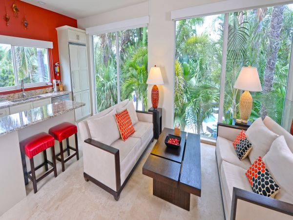 Cayman Island Beachfront Escape Villa Main House & Cottage (option)