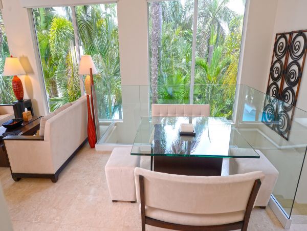 Cayman Island Beachfront Escape Villa Main House & Cottage (option)