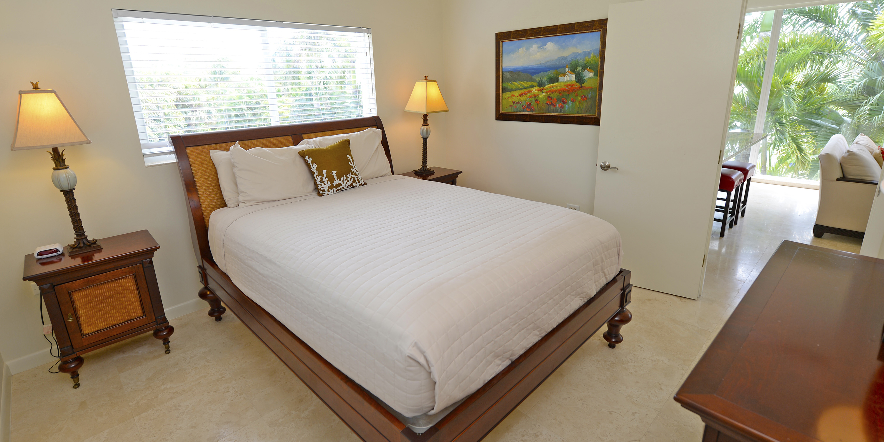 Cayman Island Beachfront Escape Villa Main House & Cottage (option)