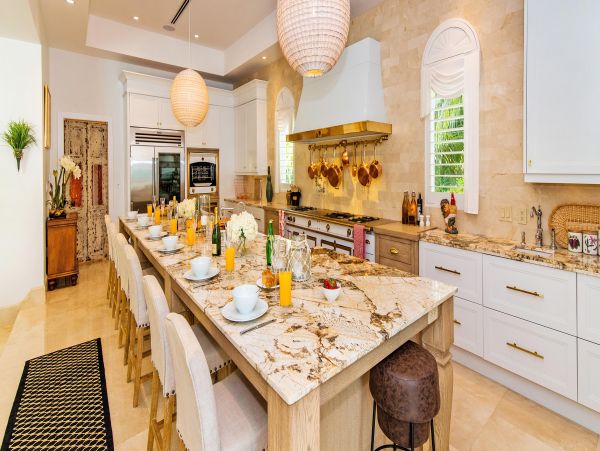 Cayman Islands Home 959842