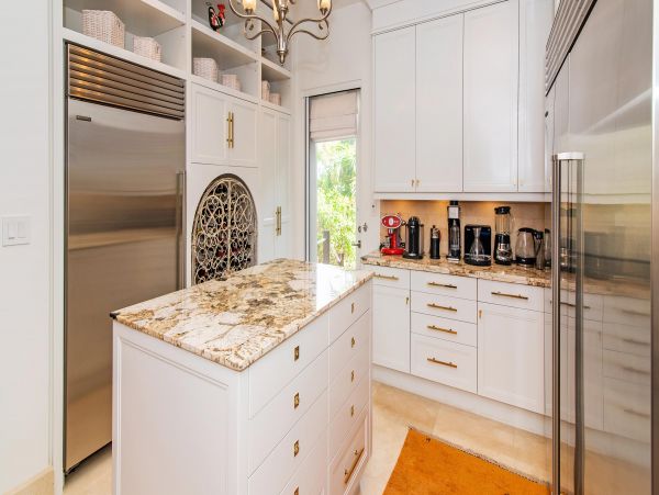 Cayman Islands Home 959842
