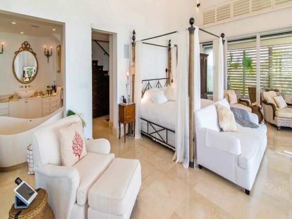 Cayman Islands Home 959842