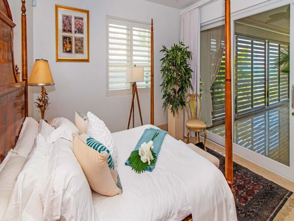 Cayman Islands Home 959842