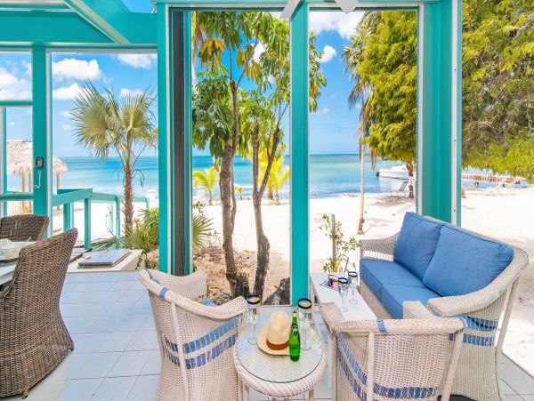 Cayman Islands Home 959844