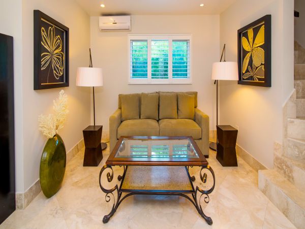 Cayman Island Luxury Living Main House & Cottage 7 Bedroom Paradise in South Sound