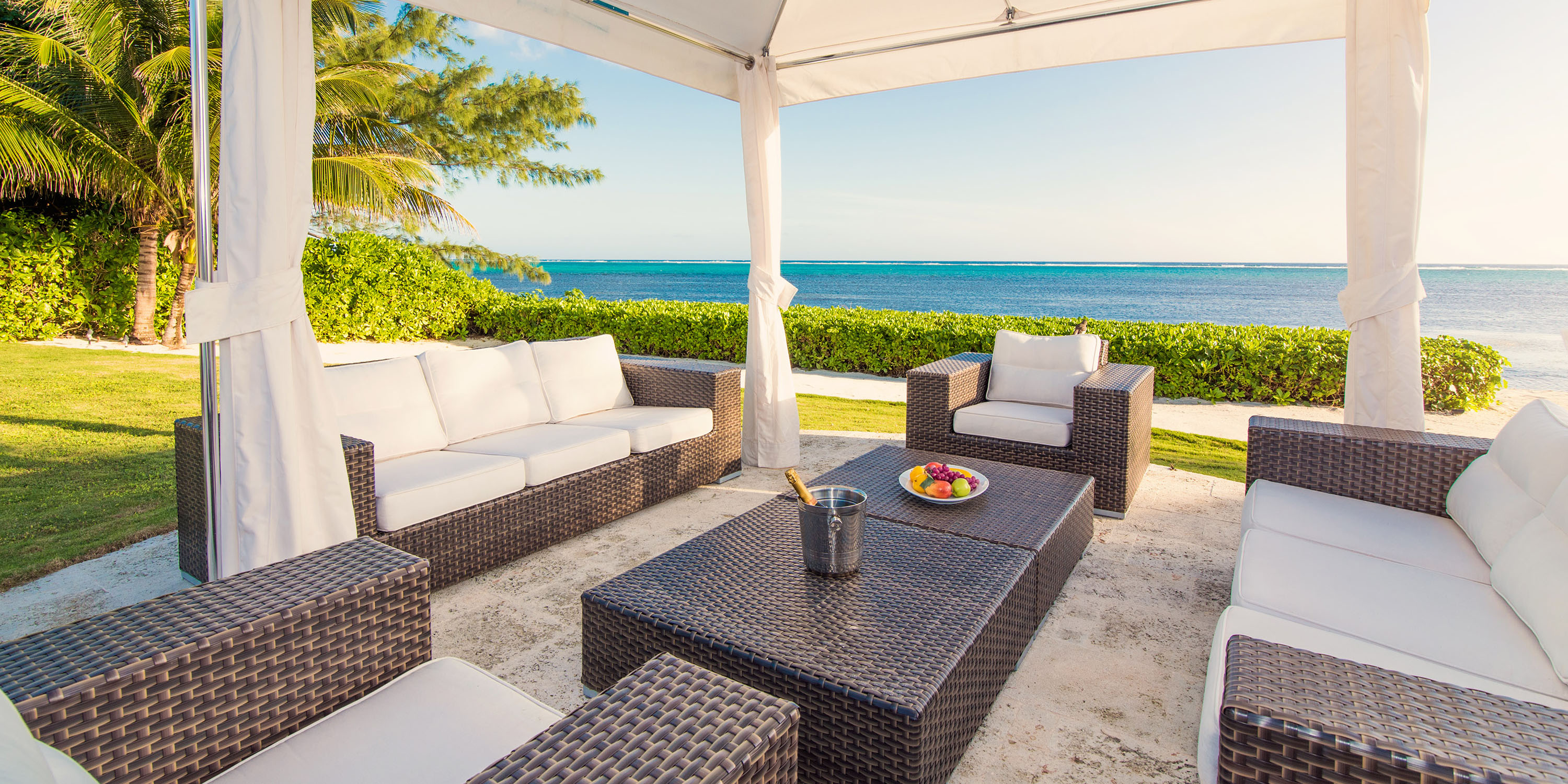 Cayman Island Luxury Living Main House & Cottage 7 Bedroom Paradise in South Sound