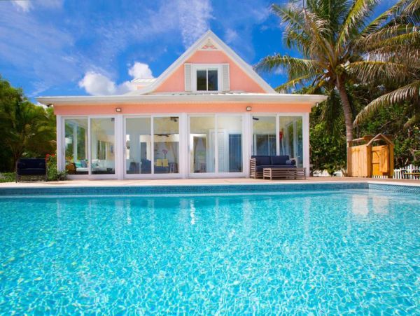 Cayman Island Vacation Rental Oceanfront Villa with Private Pool & Snorkeling Paradise