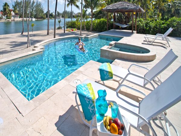 Cayman Island Luxury Villa Beach Across Street, Dock