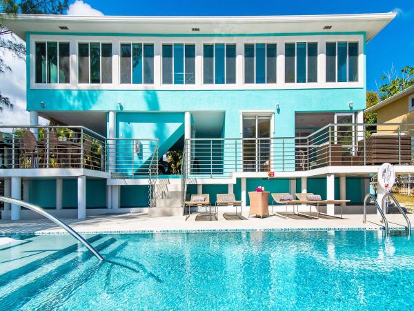 Modern 4 Bedroom Grand Cayman Oceanfront Villa