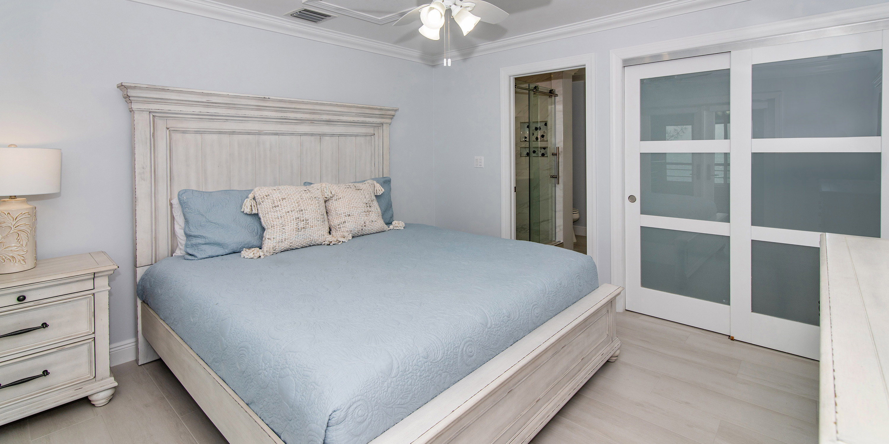 Modern 4 Bedroom Grand Cayman Oceanfront Villa