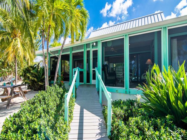 Cayman Islands Home 959851