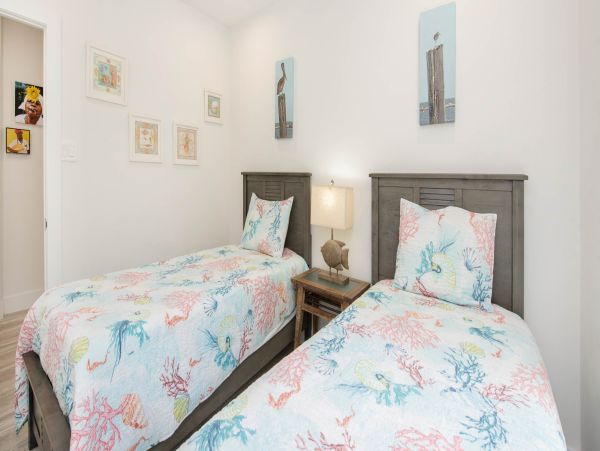 Grandacayman Luury Beachfront Vacation Villa