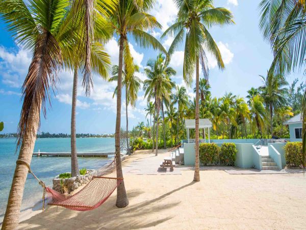 Grandacayman Luury Beachfront Vacation Villa