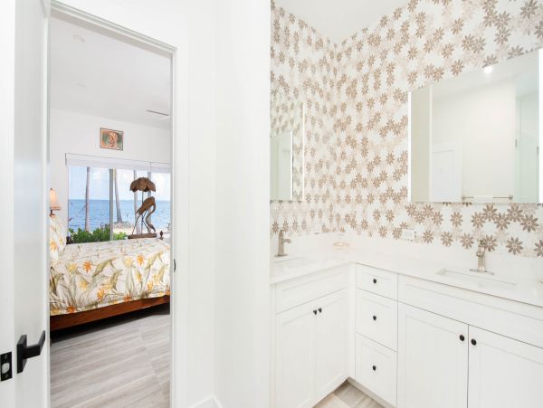 Grandacayman Luury Beachfront Vacation Villa
