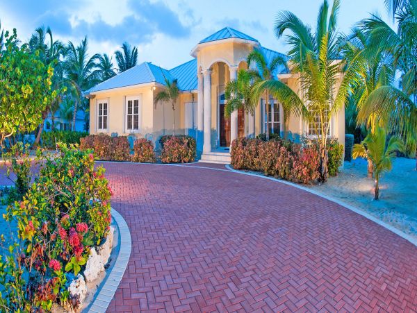 Cayman Luxury Beach Vacation Villa