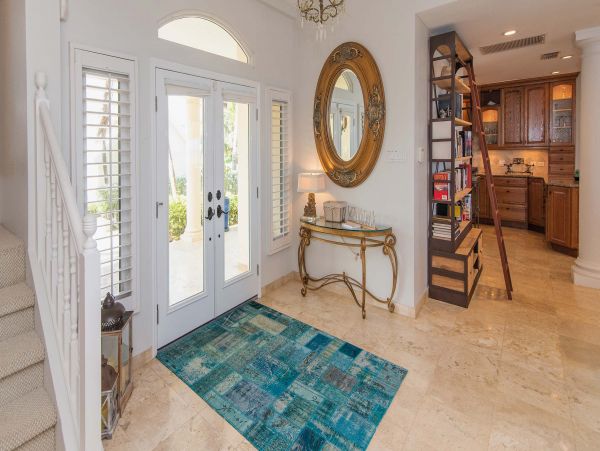 Oceanfront Grand Cayman Vacation Home Seven Bedroom