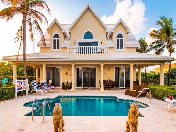 Oceanfront Grand Cayman Vacation Home Seven Bedroom