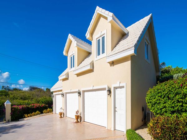 Oceanfront Grand Cayman Vacation Home Seven Bedroom