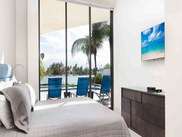 Cayman Island Four Bedroom Amazing Residence