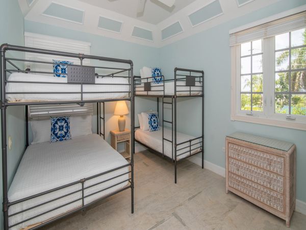 Luxury Cayman Islands Vacation Rentals - Oceanfront Villa Retreat