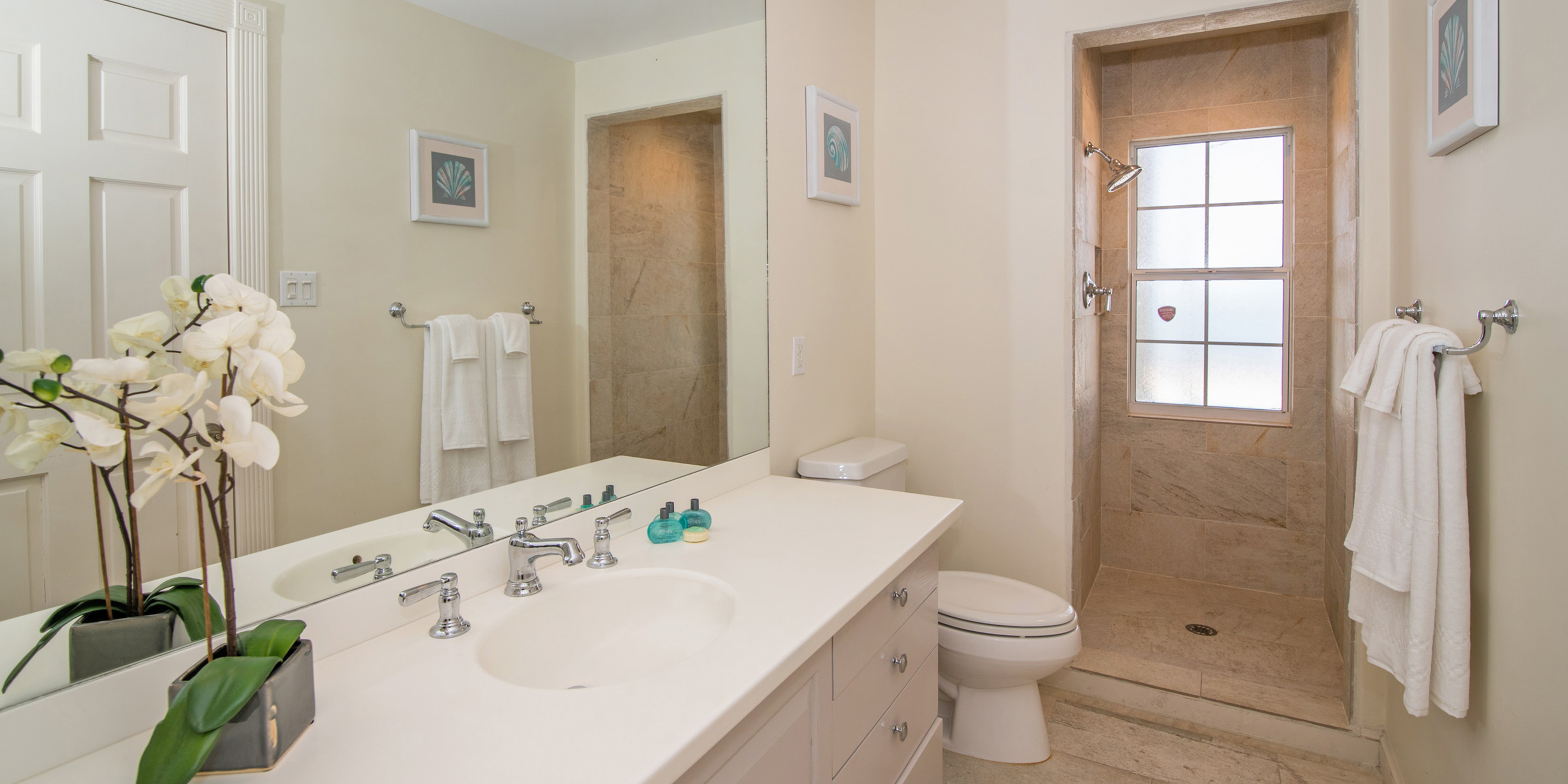 Luxury Cayman Islands Vacation Rentals - Oceanfront Villa Retreat