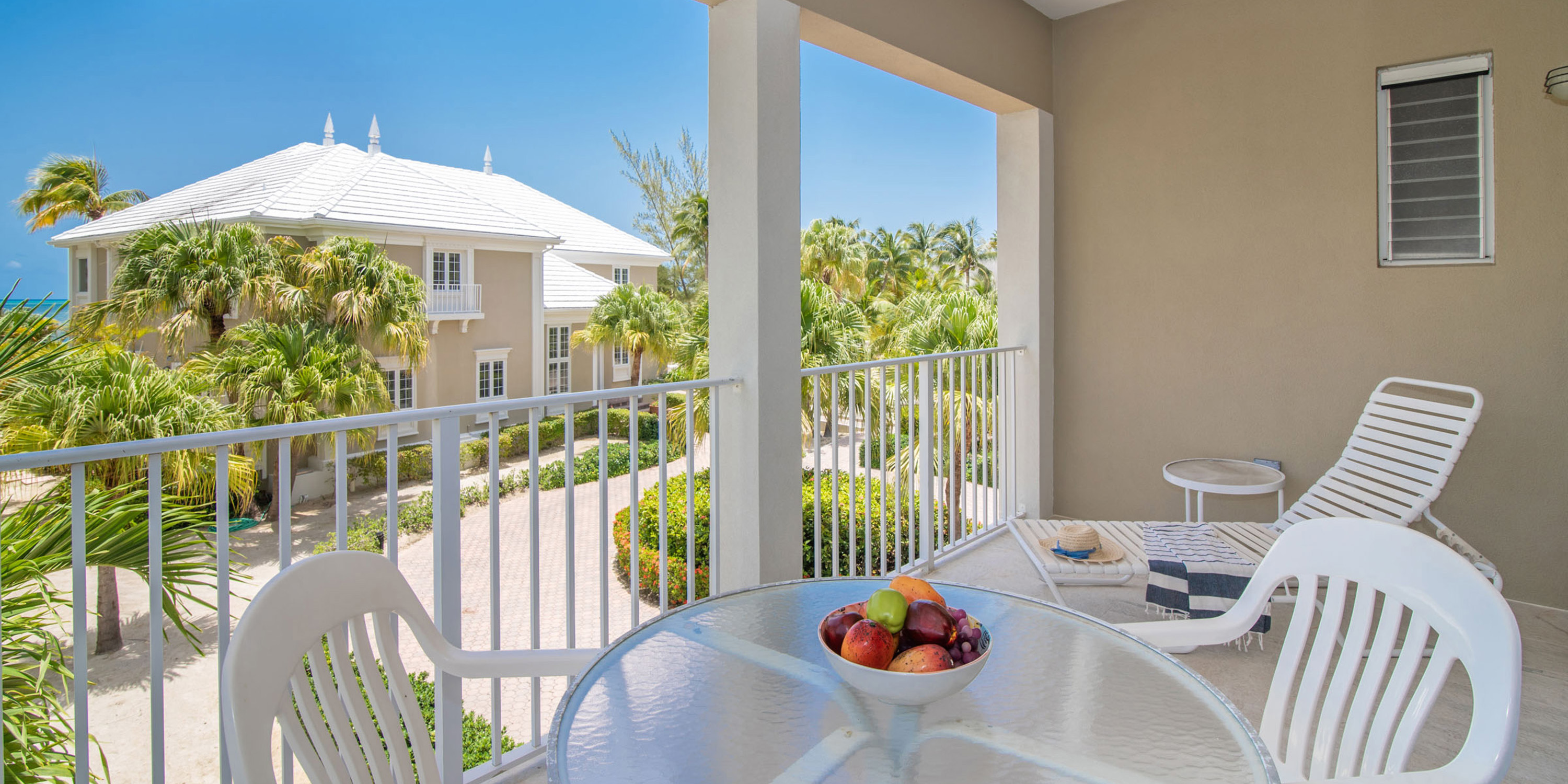 Luxury Cayman Islands Vacation Rentals - Oceanfront Villa Retreat