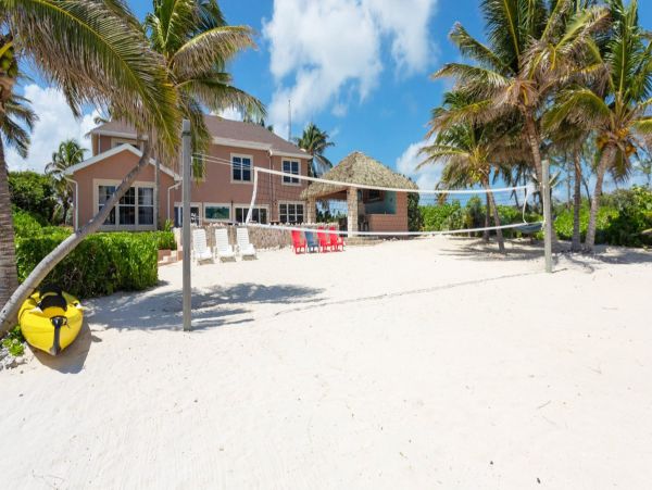 Cayman Island Luxury Vacation Villa 5 Bedrooms