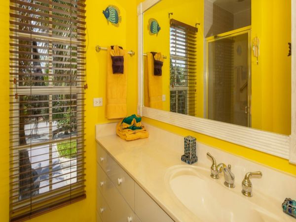 Cayman Island Luxury Vacation Villa 5 Bedrooms