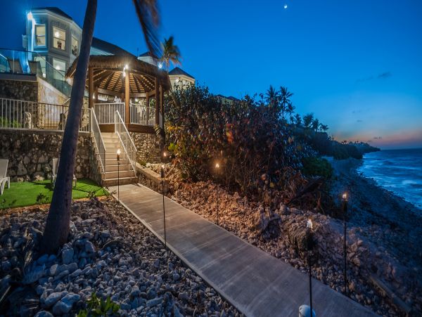 Cayman Island Luxury Retreat