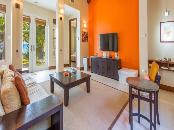 Cayman Island Estate Maximum 26  Resort Style Pool & Cottages