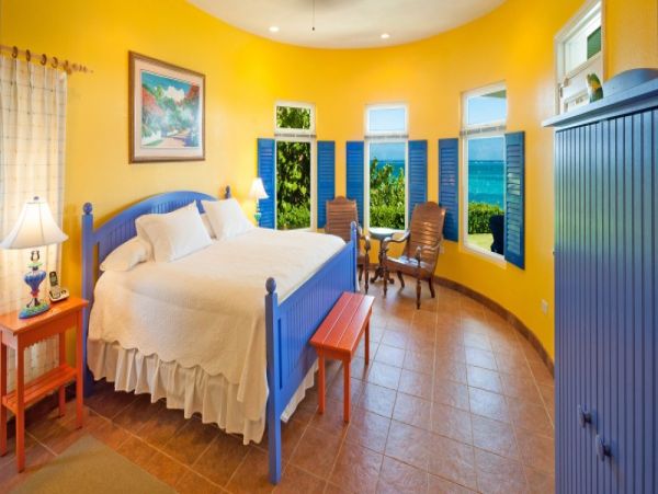 Main House & Separate Guest House Luxury