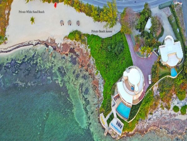 Main House & Separate Guest House Luxury