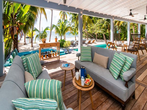 Main House & Separate Guest House Luxury