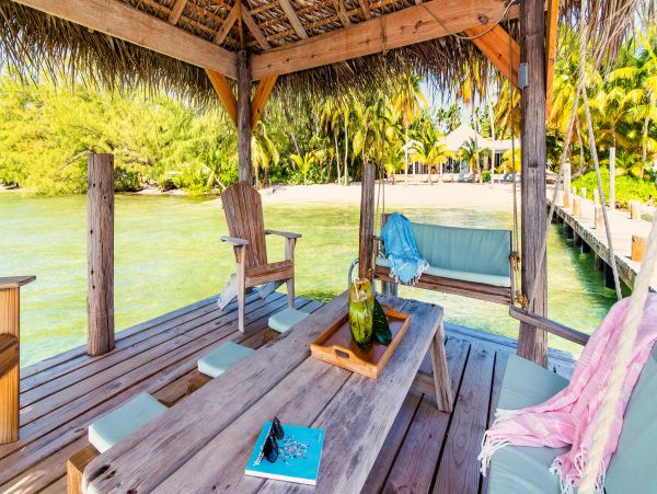 Main House & Separate Guest House Luxury