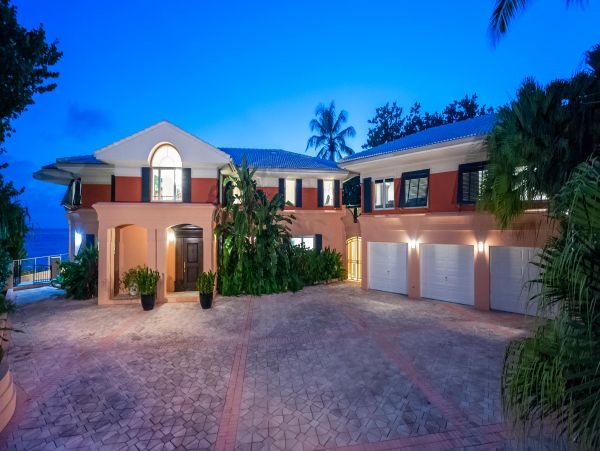 Cayman Islands Home 959882