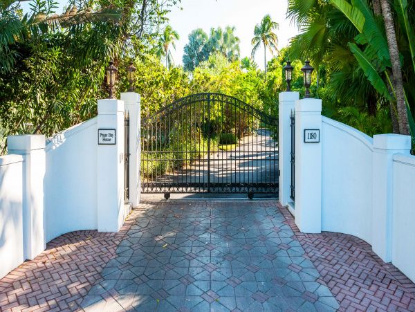 Cayman Islands Home 959882