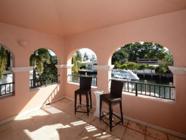 Fort Lauderdale Home 959896