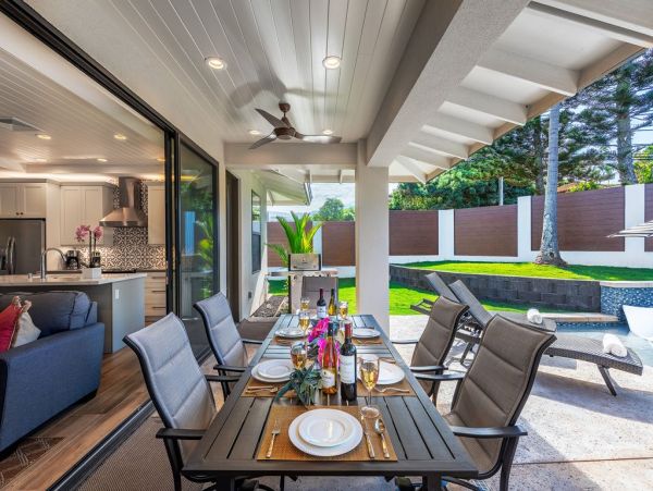 Luxurious Home with Private Pool Just 40 Steps from Beach